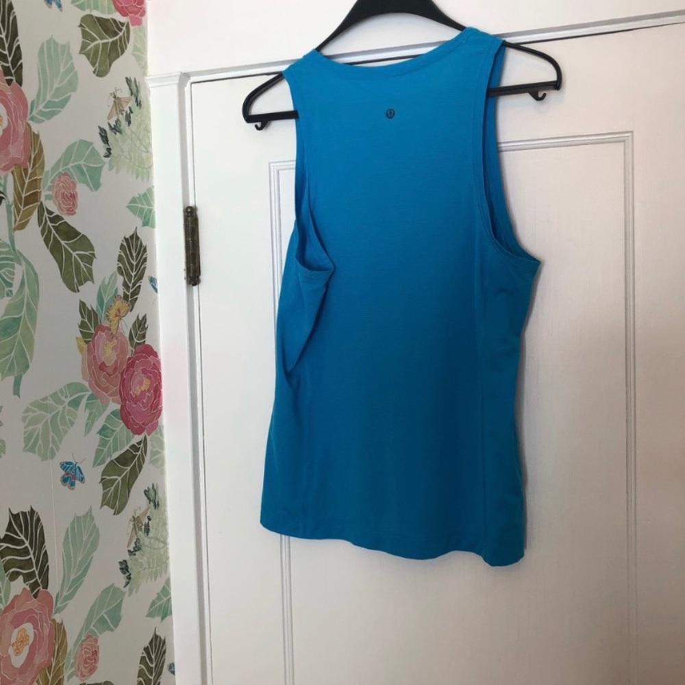 Lululemon Aqua Tank Top - Picture 3 of 9